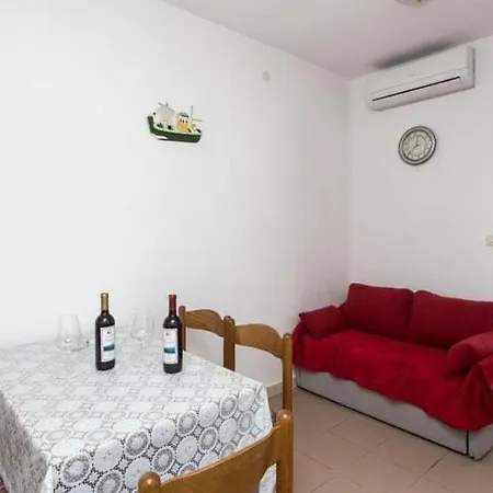 Appartement Dinga -borak - One Bedroom With Balcony And Sea View No 2